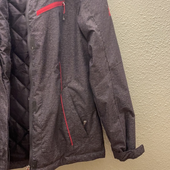 Snow Jacket - Picture 4 of 5